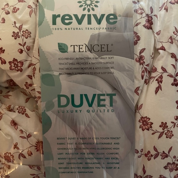 Queen Size Duvet w cover - Picture 3 of 4